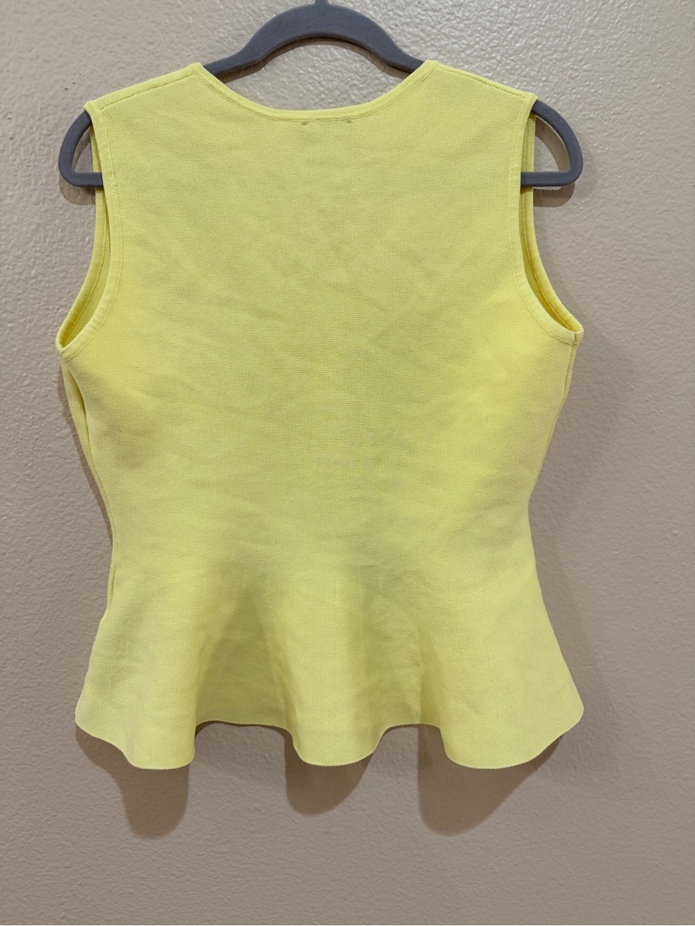 MILK & HONEY Lemon Yellow Peplum Knit Vest Top Sleeveless Gold Button NWOT Large - Picture 2 of 6